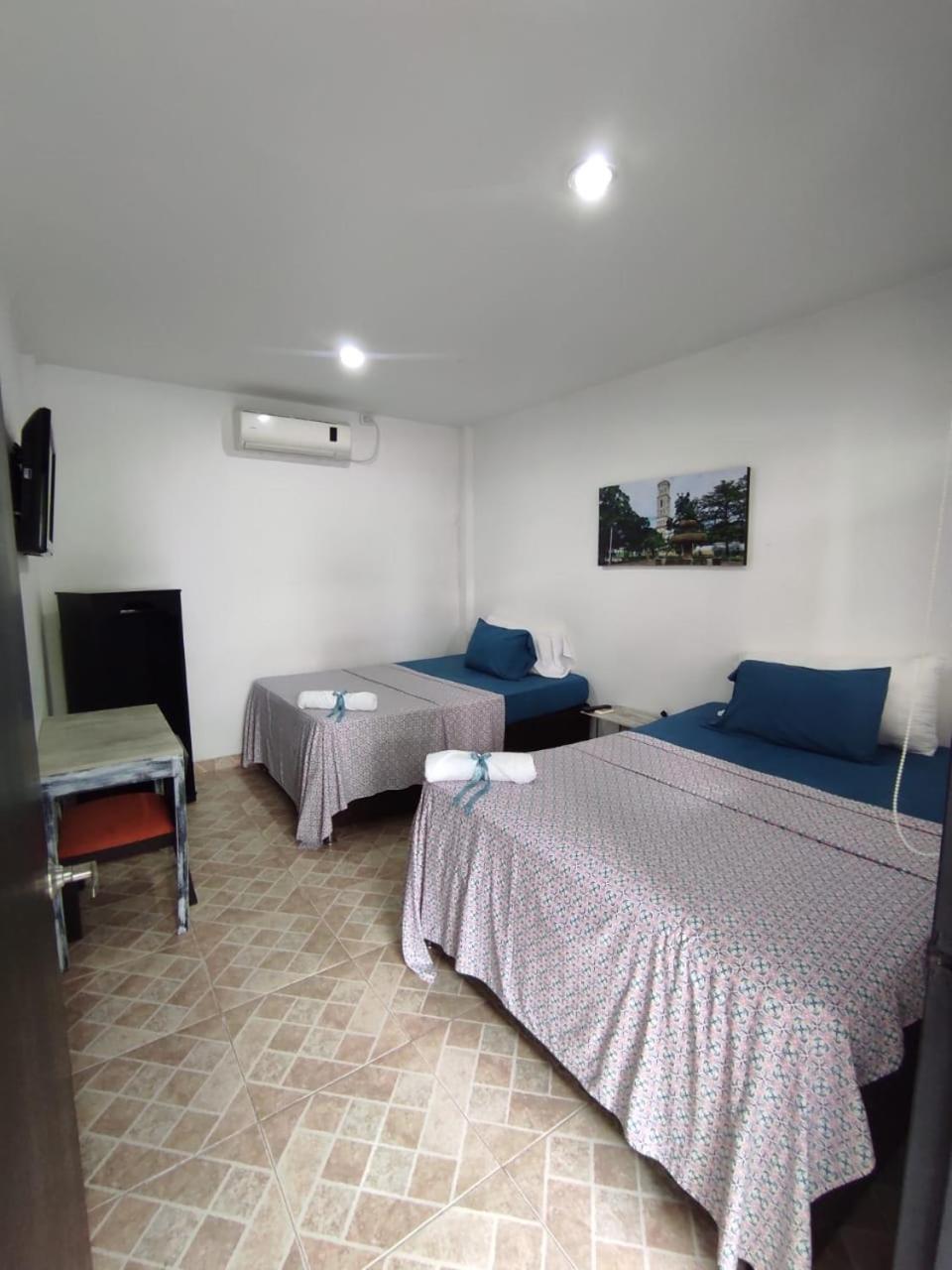 Hotel Capilla Del Sol à Garzón Extérieur photo