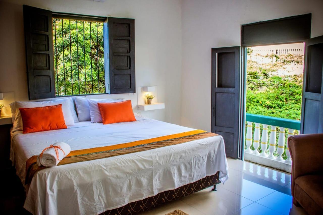 Hotel Capilla Del Sol à Garzón Extérieur photo