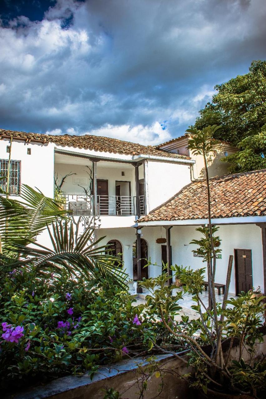 Hotel Capilla Del Sol à Garzón Extérieur photo
